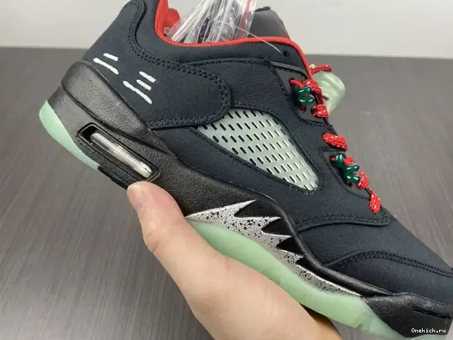 One Kick Retro Air Jordan Anthracite 5 DM4640-036 0524
